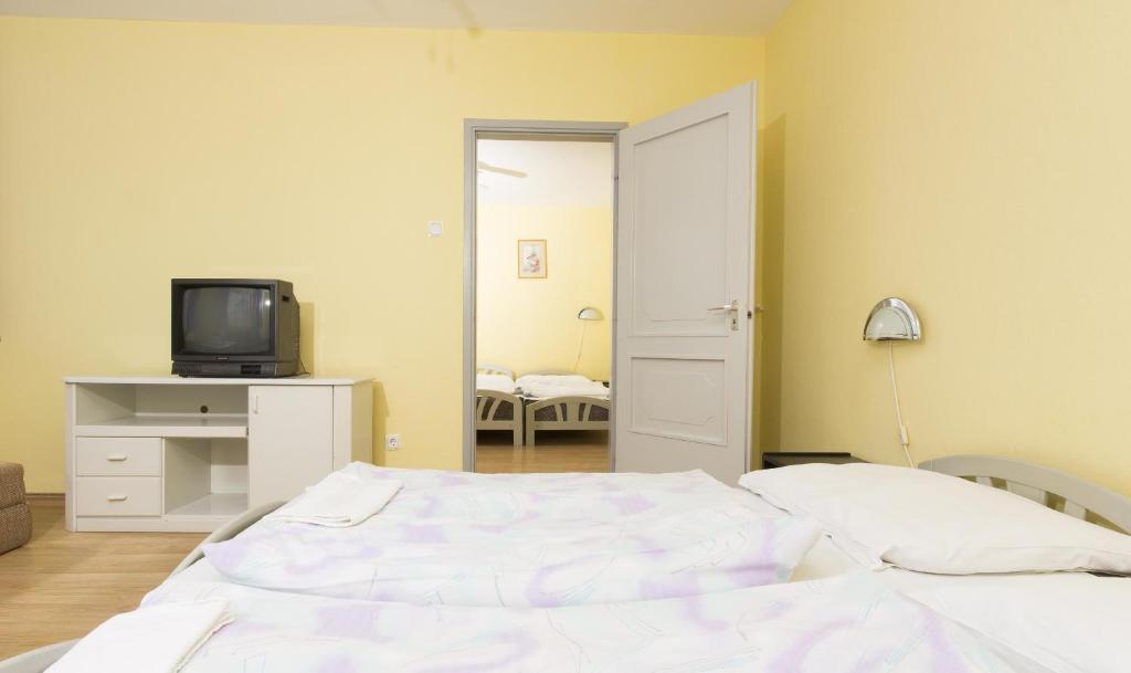 Hotel Francoise Balatonlelle Eksteriør bilde